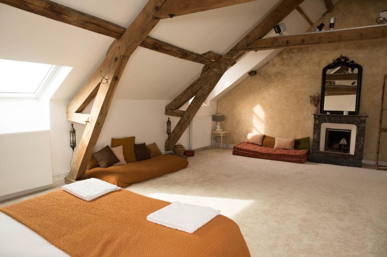 Maison D'Hotes La Doucelle Culture Et Bien-Etre Lignieres-Orgeres 외부 사진