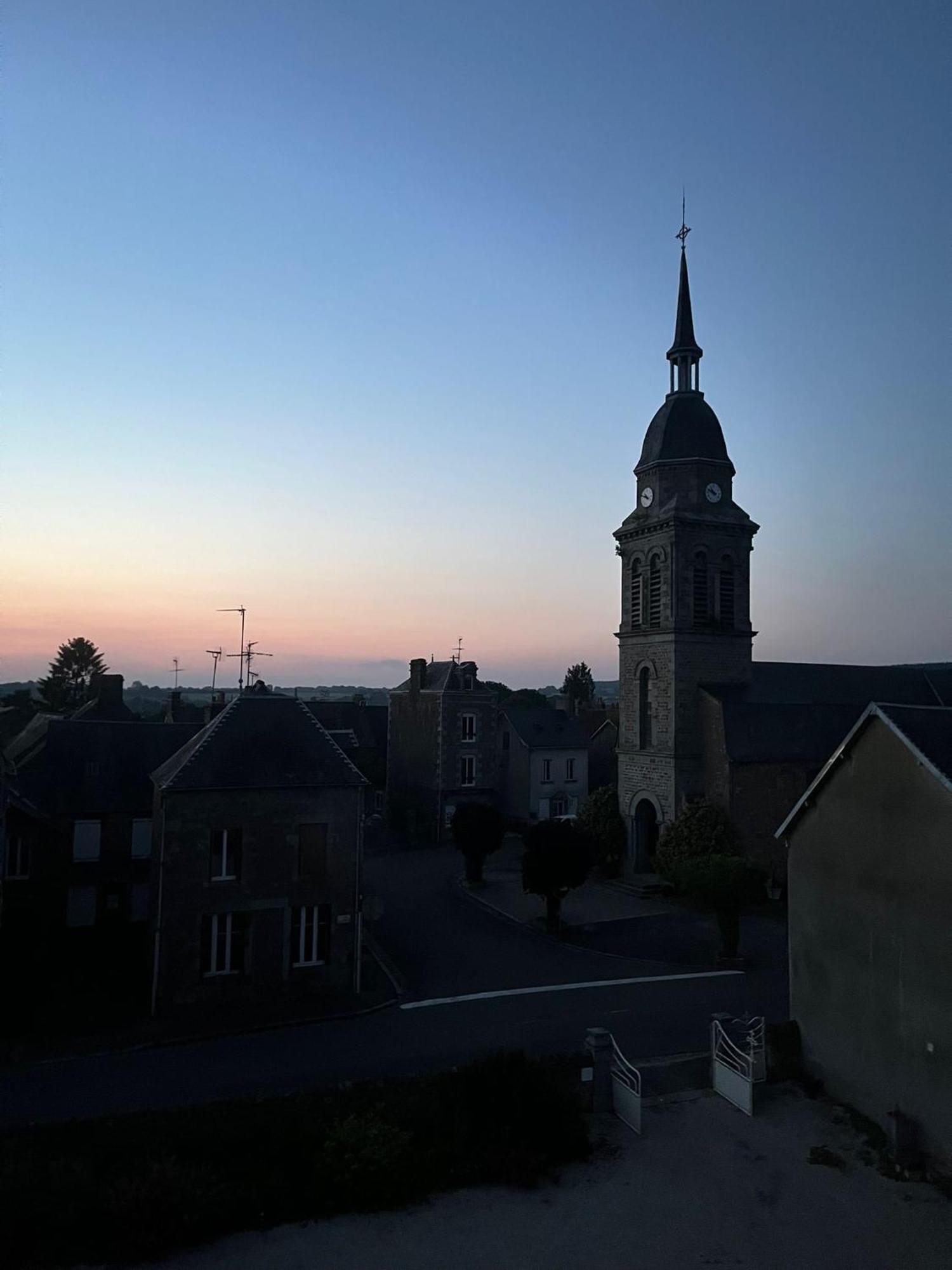 Maison D'Hotes La Doucelle Culture Et Bien-Etre Lignieres-Orgeres 외부 사진