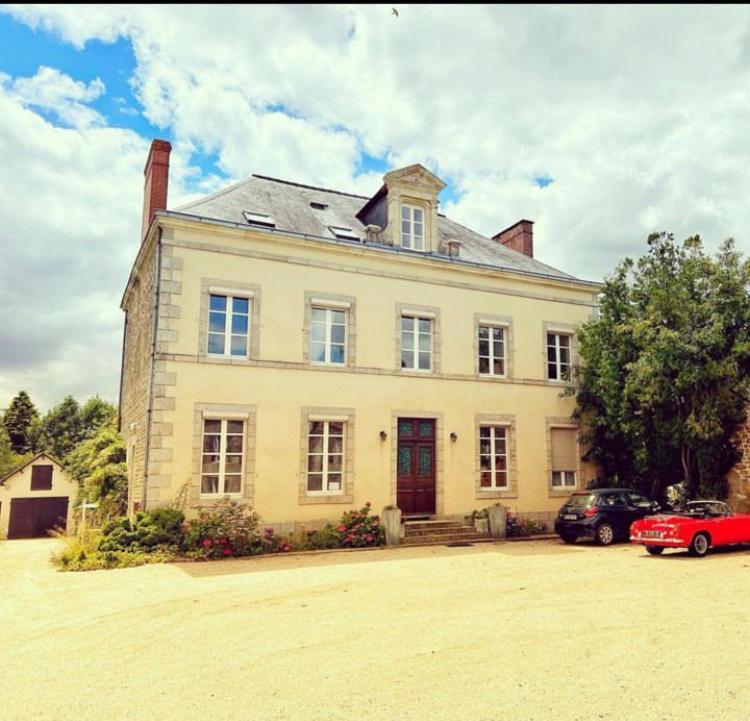 Maison D'Hotes La Doucelle Culture Et Bien-Etre Lignieres-Orgeres 외부 사진