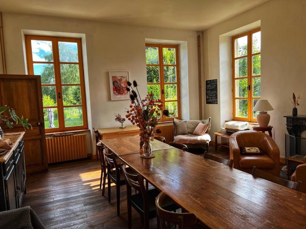 Maison D'Hotes La Doucelle Culture Et Bien-Etre Lignieres-Orgeres 외부 사진